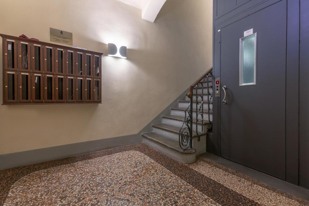 Bologna Saragozza District Apartment Экстерьер фото